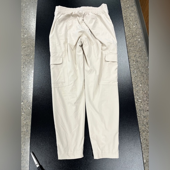 Athleta Abalone Fleece Lined Tapered Cargo Pants Sz 6 - Picture 9 of 9